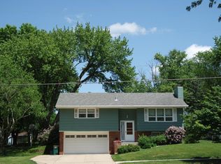 517 Elton Hills Dr NW, Rochester, MN 55901