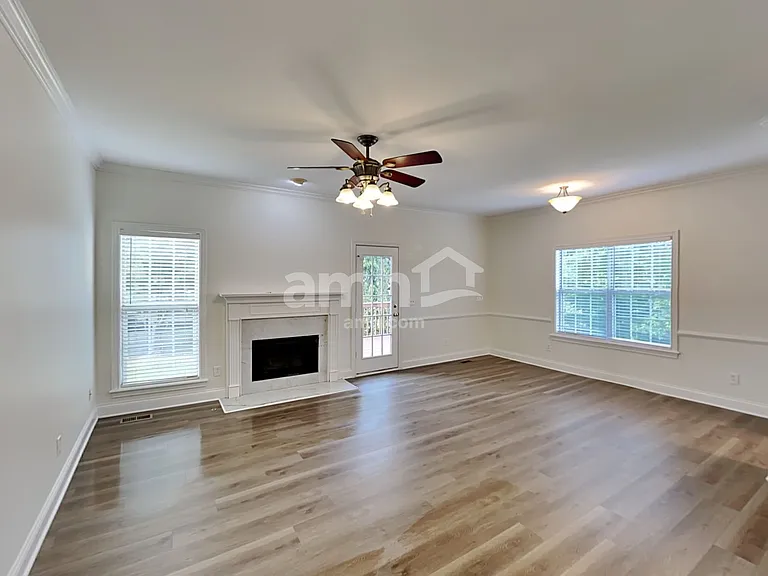 2020 Prescott Way — Photo 5