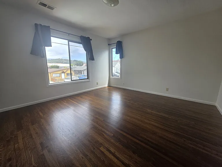 616 Miramontes St — Photo 13