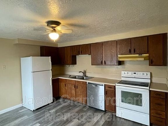 3rd image of 775 N Freeman Ave #795