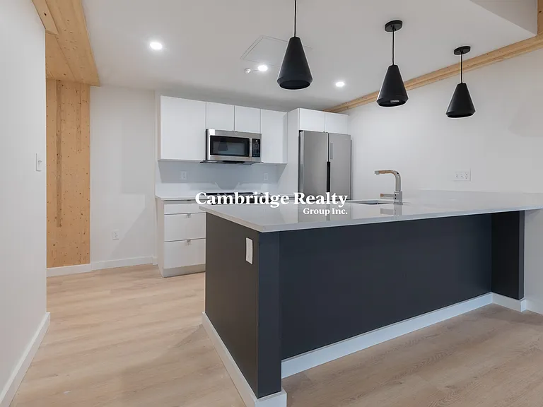 11 Lenox St #401T — Photo 4