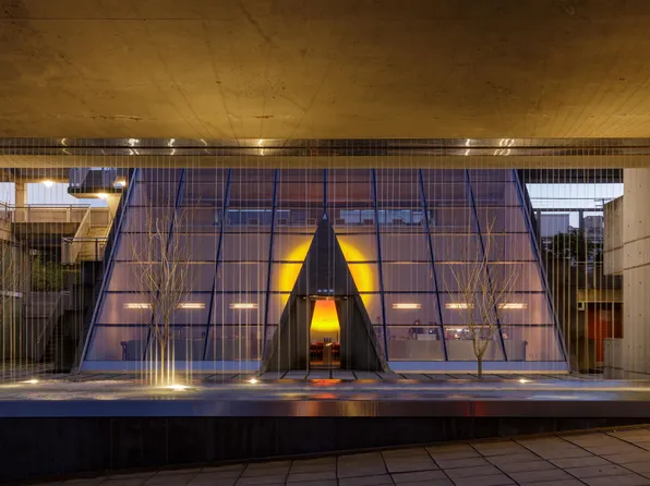 1540 W 2nd Ave #508, Vancouver, BC V6J 1H2