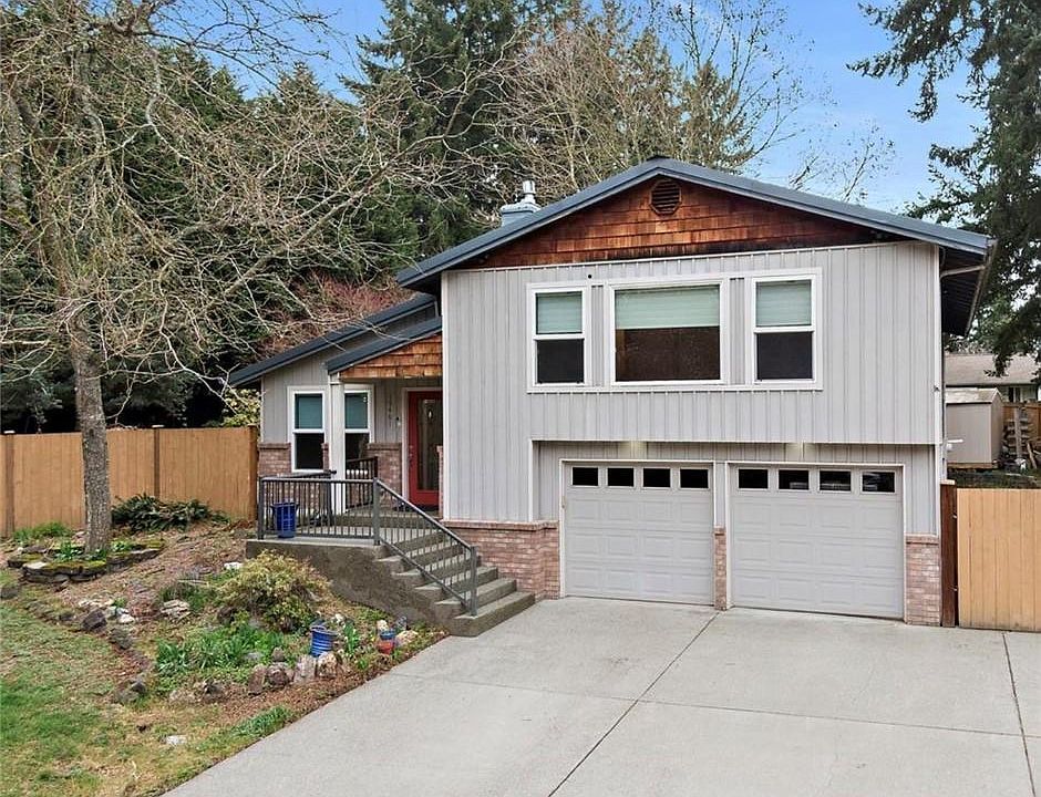 1st image of 15401 99th Ave E