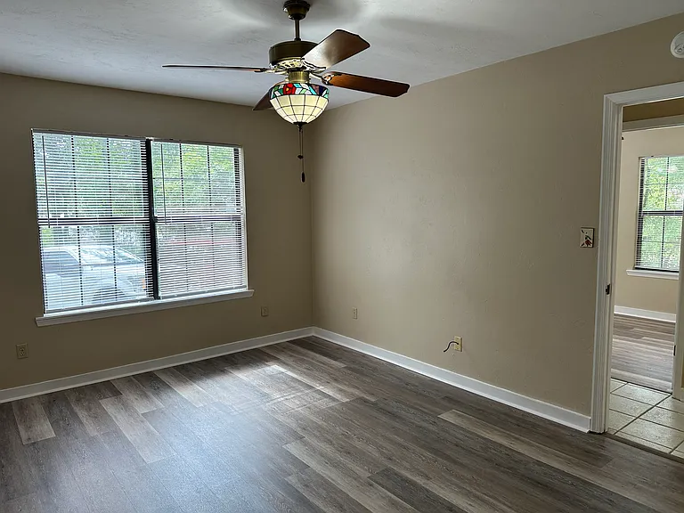 2400 Talco Hills Dr — Photo 15