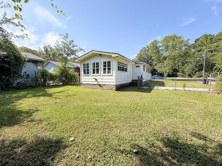 5801 Clover St — Photo 19