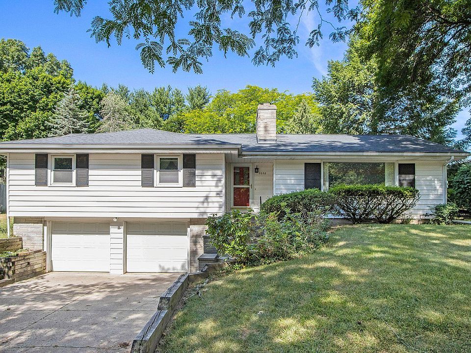 2038 Rambling Rd, Kalamazoo, MI 49008 | Zillow