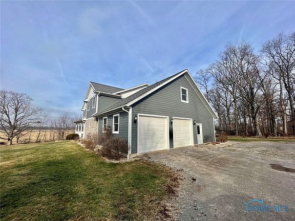 4th image of 14670 Township Road 150