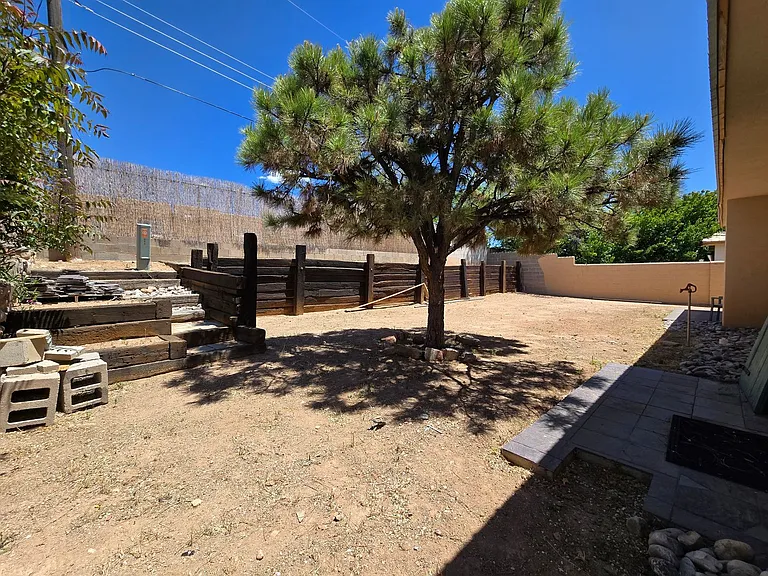993 Calle Katarina — Photo 25
