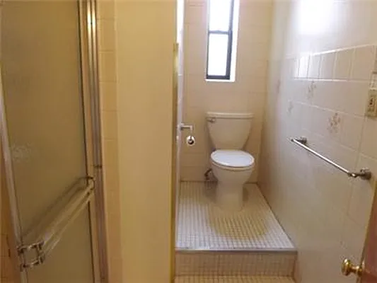 Rented by Avenue Sotheby's International Realty | media 12