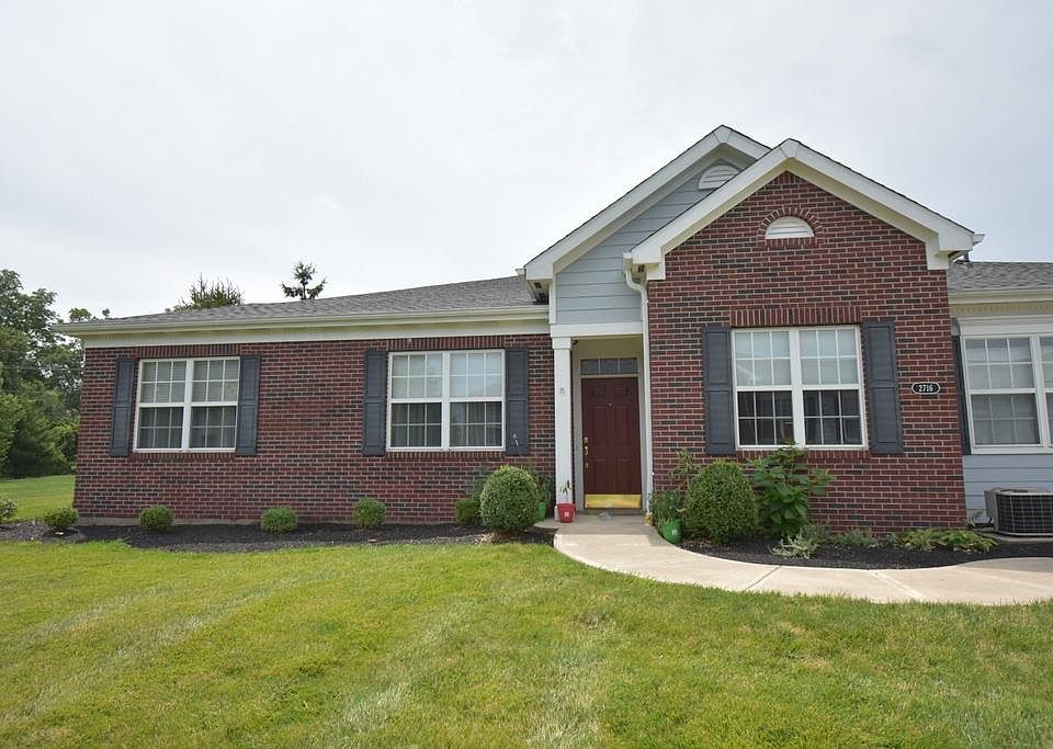 1st image of 2716 Cedarbrook Way