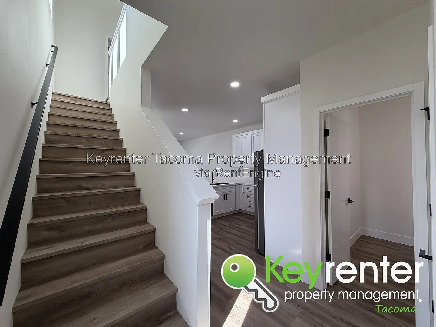 2 bed, 2.5 bath, 1125 sqft, $2,600 — Photo 2
