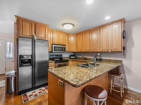 4th image of 52 Forshaw Avenue #52