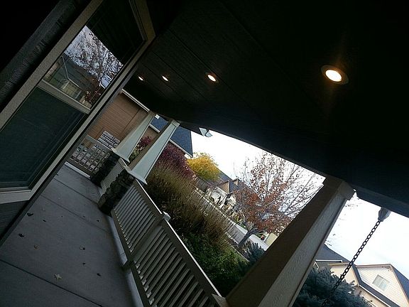 Wrap-around porch #2