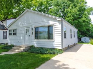 2734 W Carmen Ave, Milwaukee, WI 53209