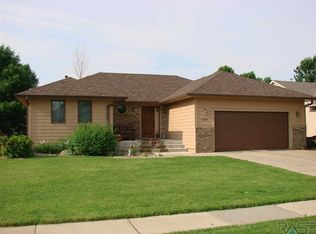 5809 W 53rd St, Sioux Falls, SD 57106