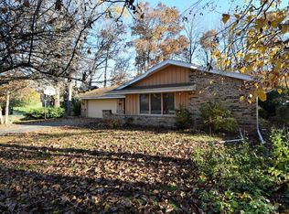 12760 W Hickory Rd, New Berlin, WI 53151