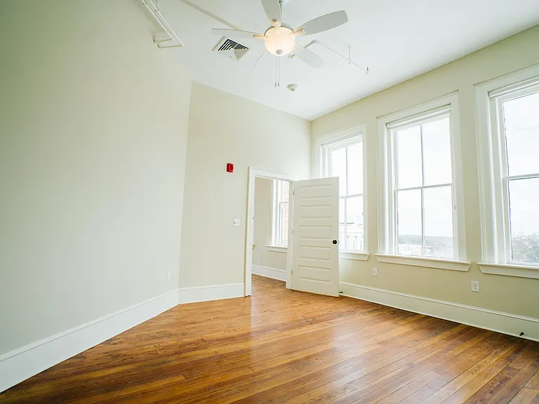 520 Mulberry St #402 — Photo 15