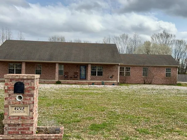 652 Vaughn Dr, Paragould, AR 72450