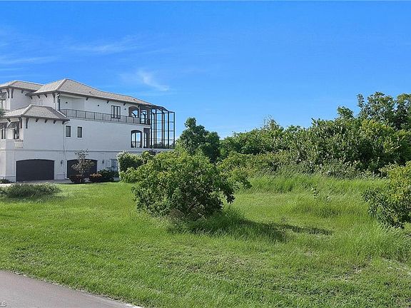 3rd image of 594 Spinnaker Dr Lot 2