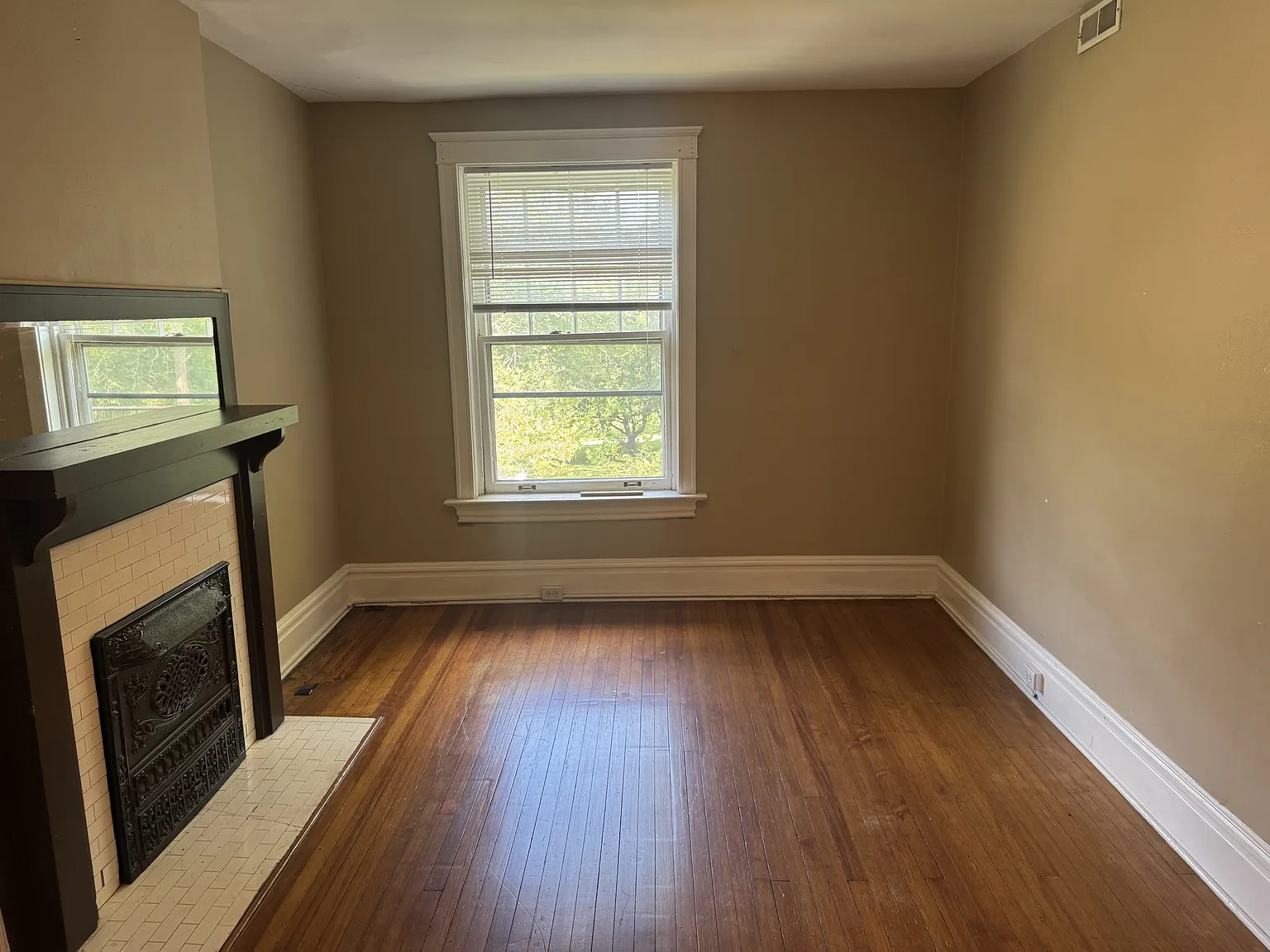 3868 Arsenal Street - 4 — Photo 3
