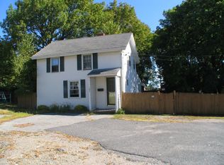 197 High St, Cumberland, RI 02864