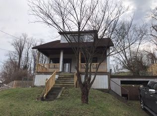 827 Zimmer Ln, Greenock, PA 15047