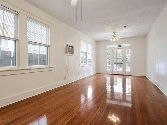 3rd image of 6302 Magazine St
