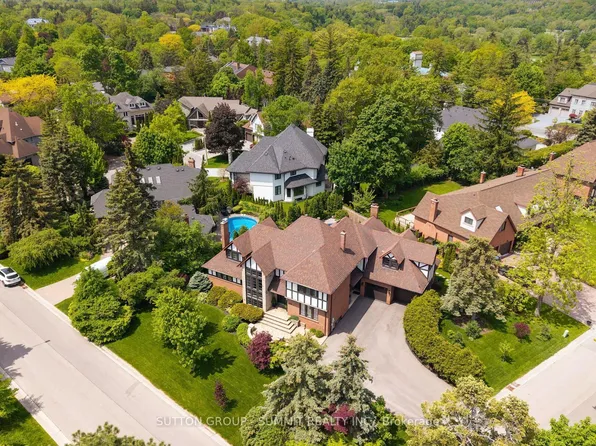 1095 Geran Cres, Mississauga, ON L5H 4A9