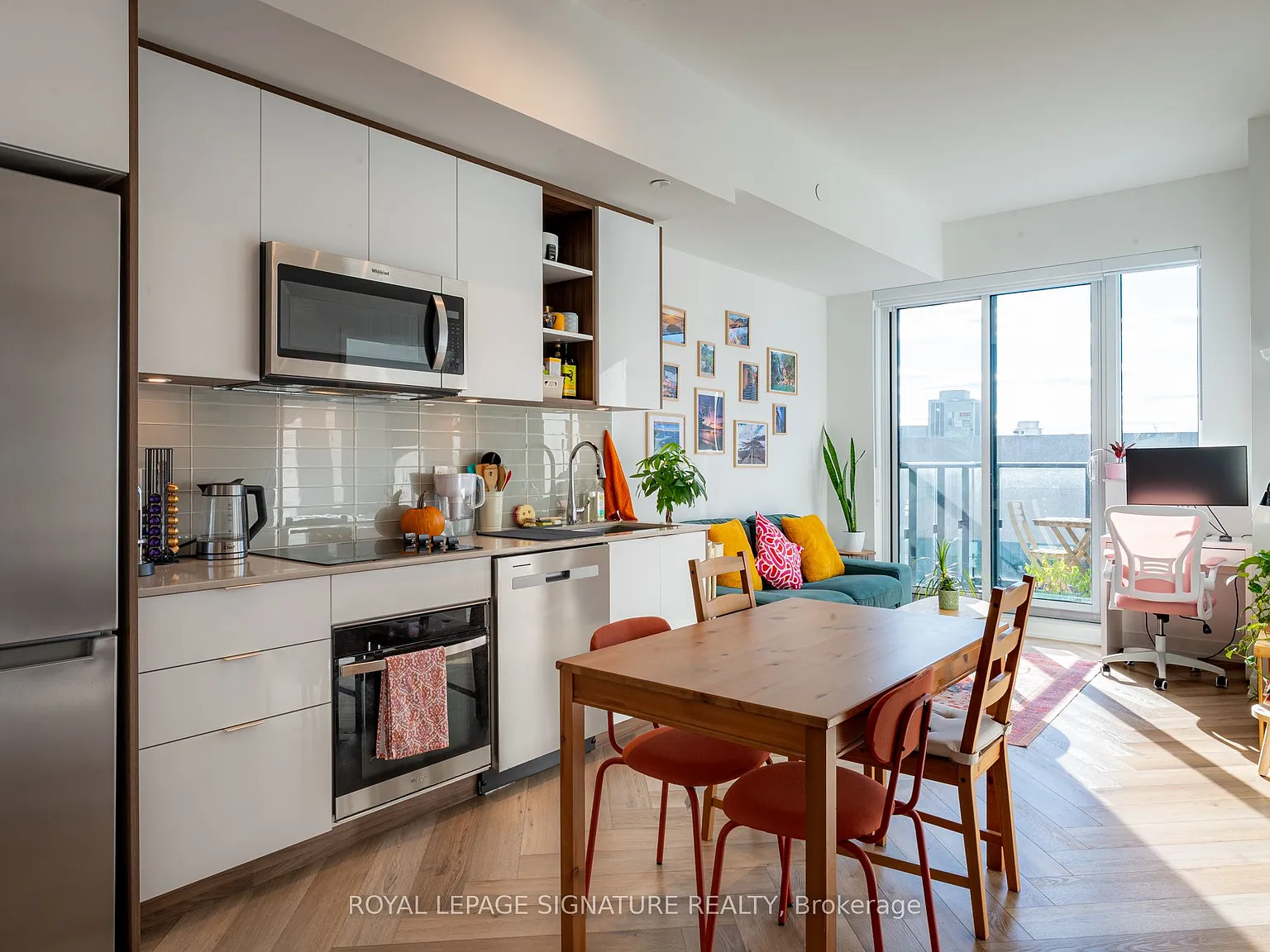2 bed, $2,500 — Photo 1