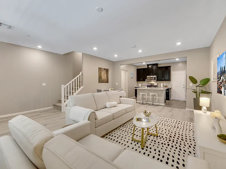 48 Alamere Falls Dr — Photo 2