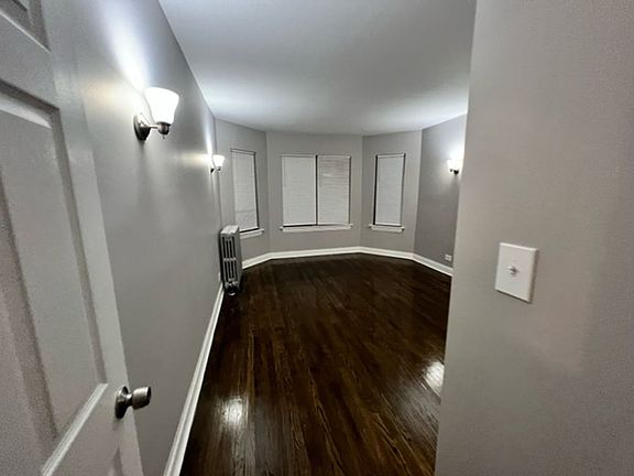 4th image of 7625 S East End Ave #3E