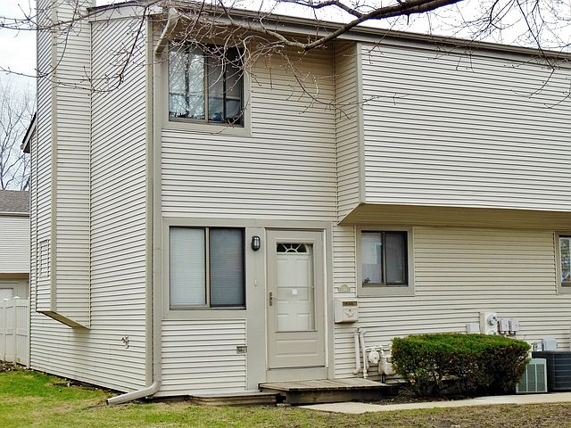 1st image of 511 Verde Dr #14A6