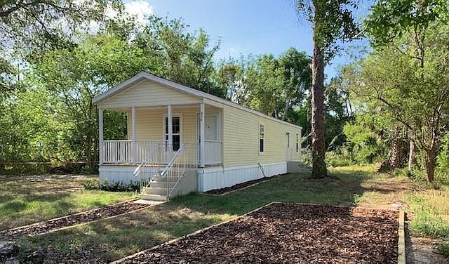 1st image of 375 Park Dr