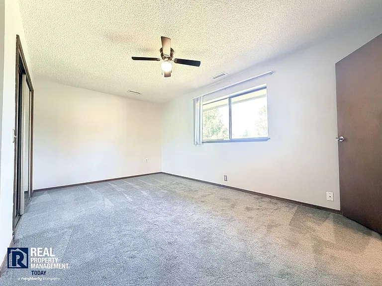 1721 6th St SW — Photo 16