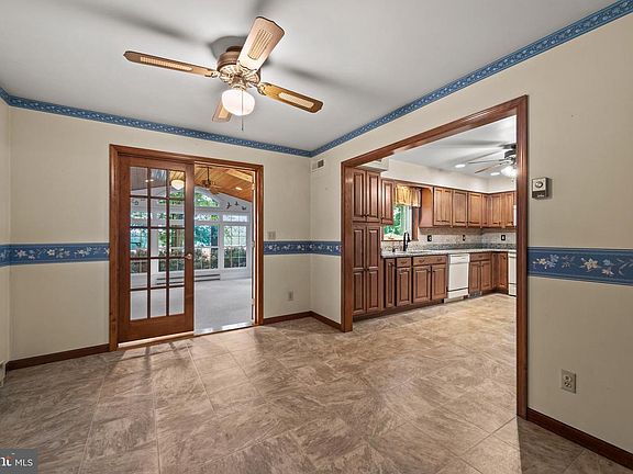 3rd image of 5313 Wentz Rd