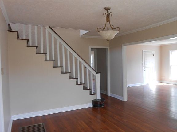 5th image of 1303 NW Elm Ave