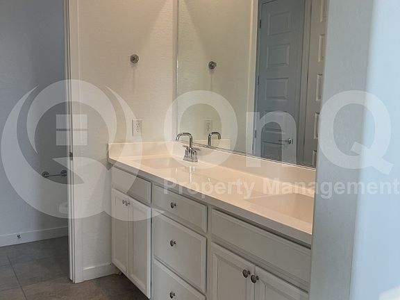5th image of 8953 W Palo Verde Dr