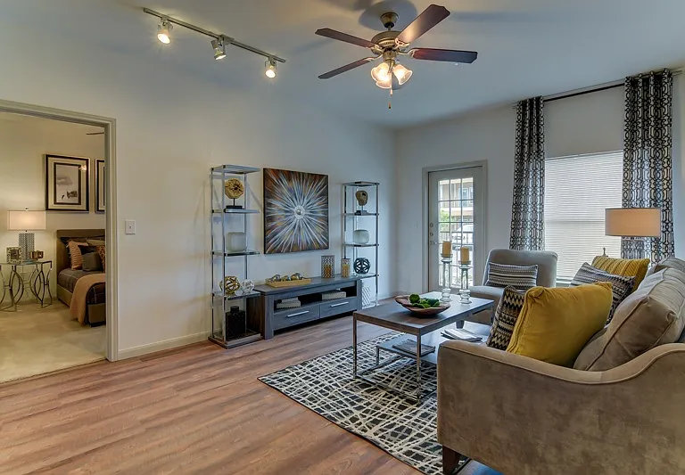 Volar Apartments — Photo 7