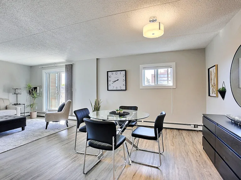 2227 Lorne St #201 — Photo 31