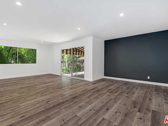 2nd image of 6752 Hillpark Dr APT 203
