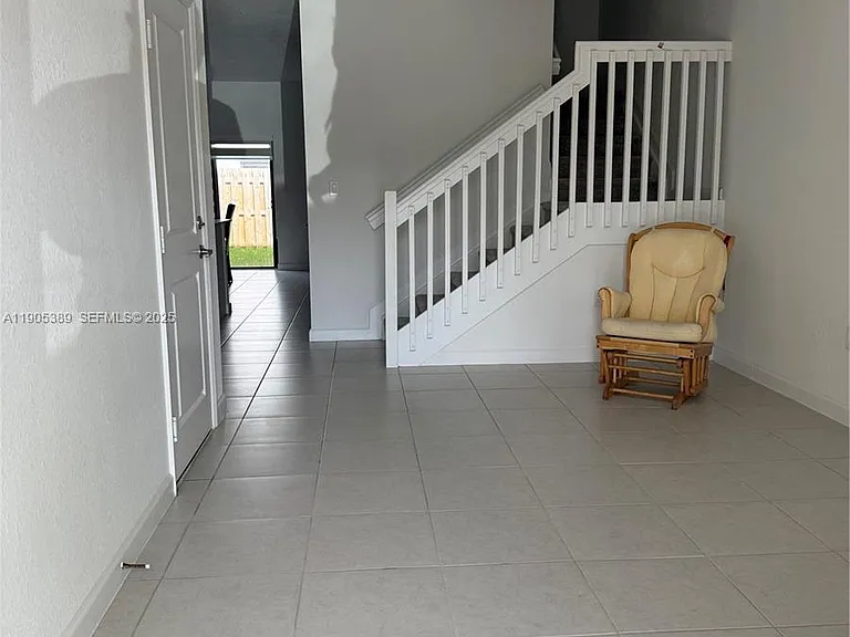12959 SW 231st Ter — Photo 2