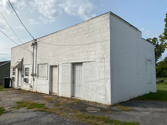 2nd image of 1905 8th Ave