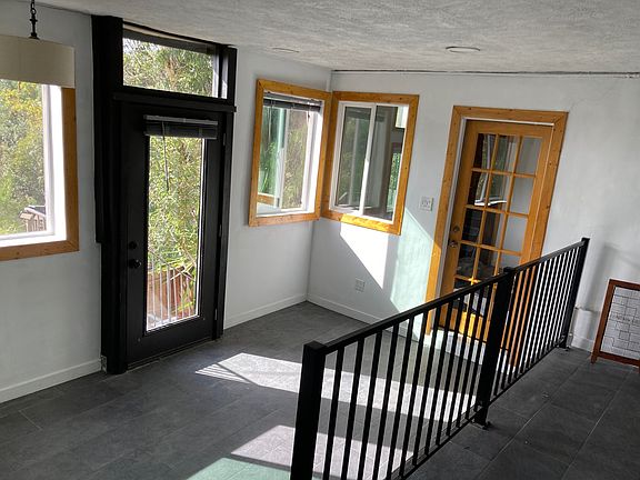 5th image of 22933 Portage Circle Dr #C