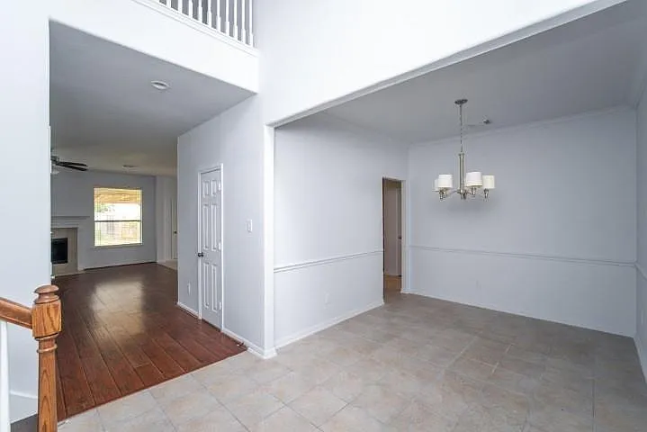 2322 Cool Springs Ln — Photo 6