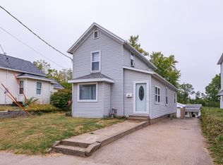1619 Lucas St, Muscatine, IA 52761