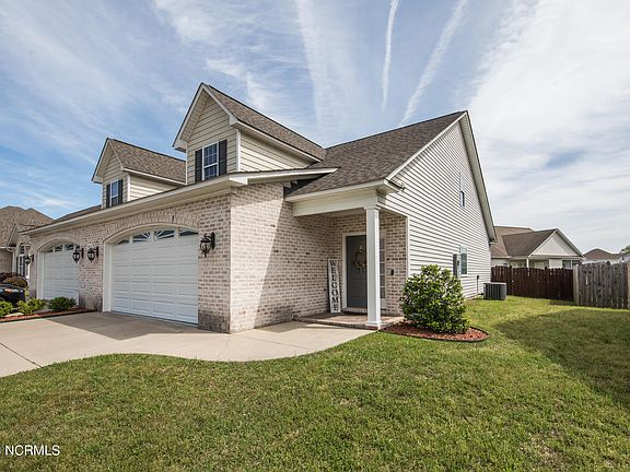4th image of 1633 B Cambria Drive #B