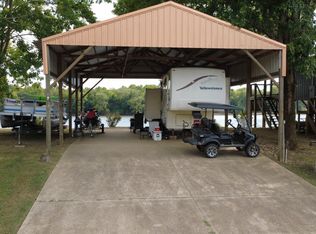 721 Beechview Dr, Clifton, TN 38425