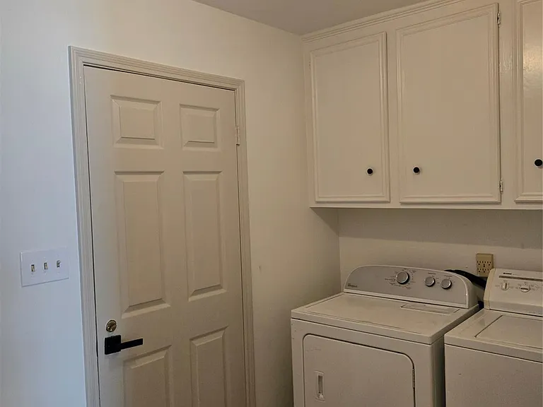 306 Houghton Rd — Photo 32
