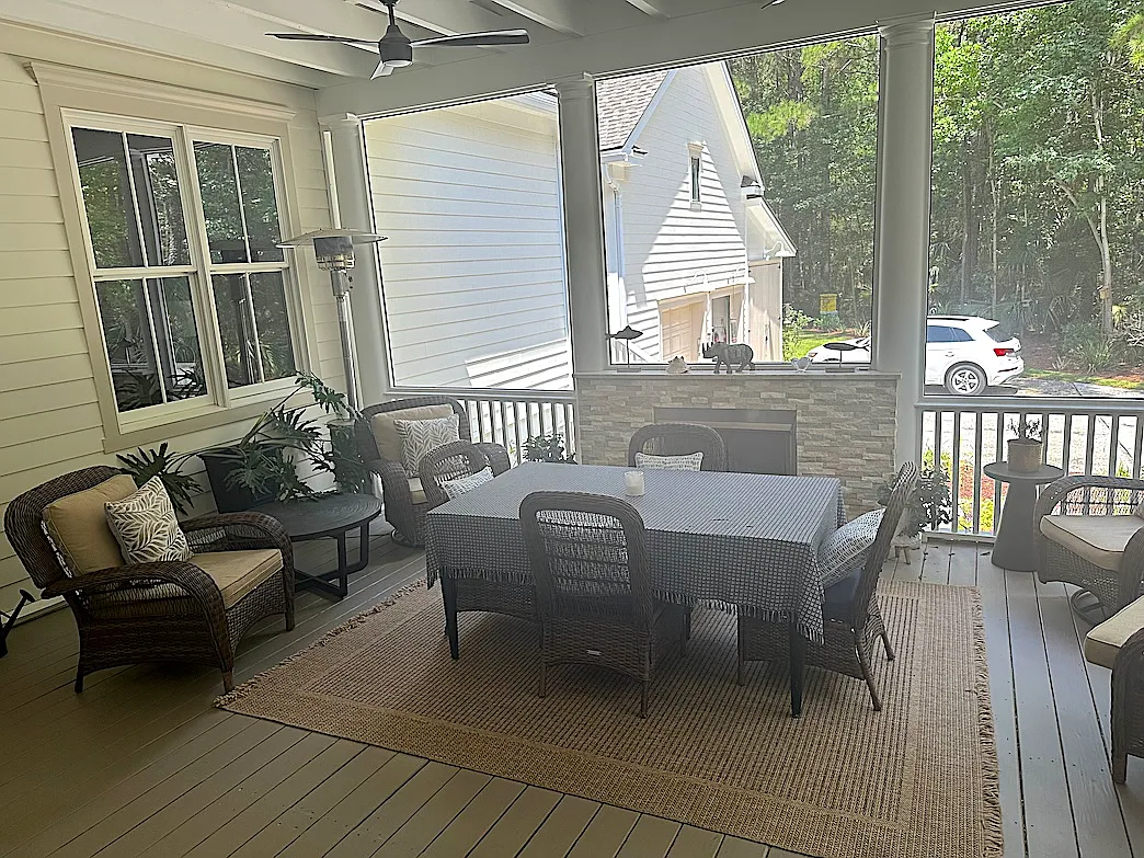722 Bounty Square Dr — Photo 2
