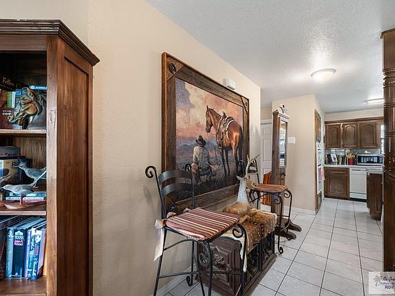 2nd image of 32864 San Carlos Rd